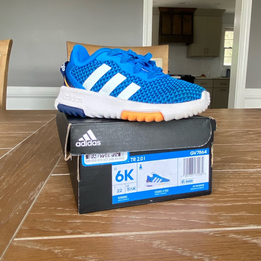 adidas Racer TR 2.0 Toddler size 6 Blue